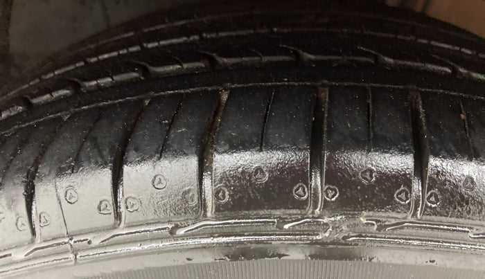 2020 Volkswagen Polo GT TSI AT 1.0, Petrol, Automatic, 24,136 km, Left Front Tyre Tread