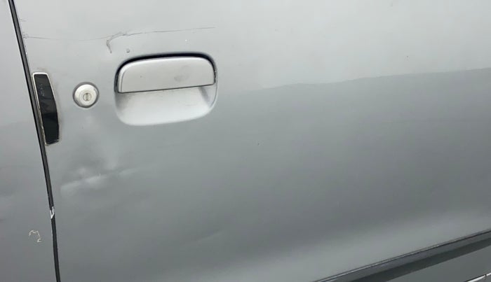 2014 Maruti Wagon R 1.0 VXI, Petrol, Manual, 54,615 km, Driver-side door - Slightly dented