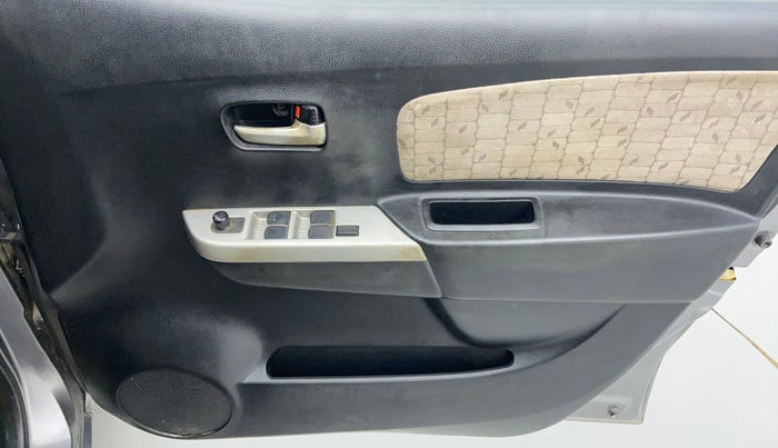 2014 Maruti Wagon R 1.0 VXI, Petrol, Manual, 54,615 km, Driver Side Door Panels Control