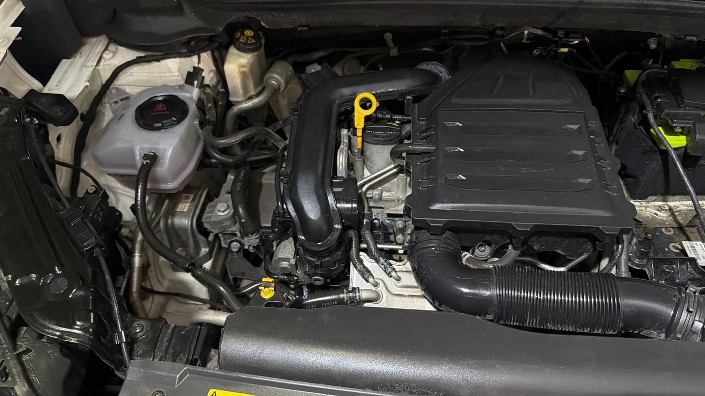 2022 Skoda KUSHAQ ACTIVE 1.0L TSI MT, Petrol, Manual, 48,288 km, Engine View - Right