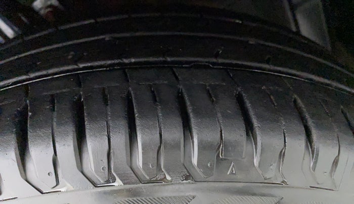 2020 Maruti Dzire ZXI Plus AMT, Petrol, Automatic, 12,106 km, Right Rear Tyre Tread