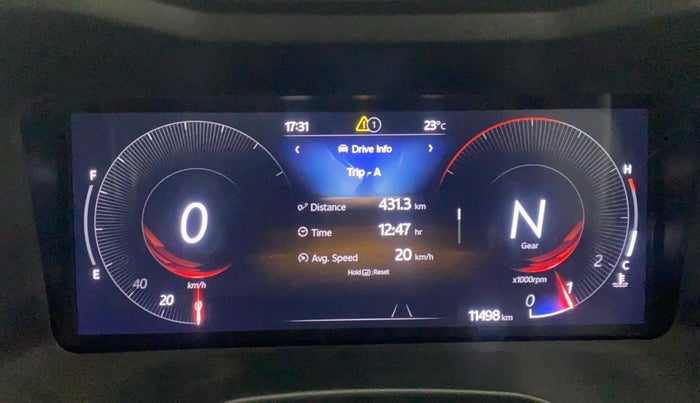 2024 Mahindra XUV 3XO AX5L 1.2 TGDi, Petrol, Manual, 11,453 km, Odometer Image