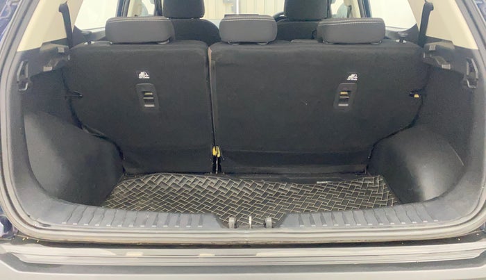 2024 Mahindra XUV 3XO AX5L 1.2 TGDi, Petrol, Manual, 11,453 km, Boot Inside