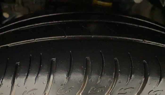 2024 Mahindra XUV 3XO AX5L 1.2 TGDi, Petrol, Manual, 11,453 km, Left Front Tyre Tread