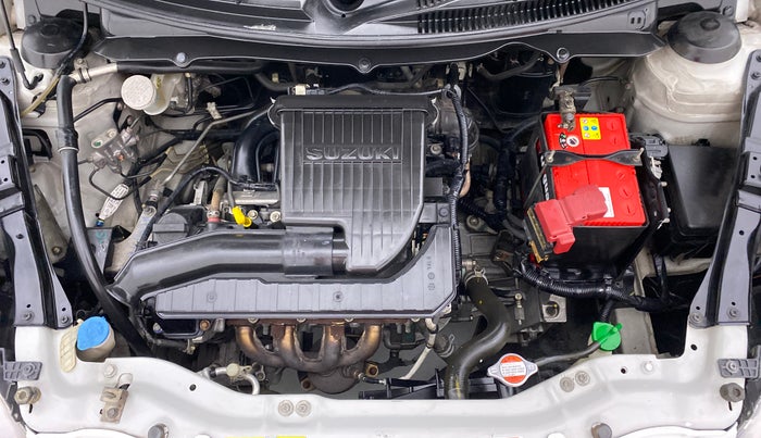 2017 Maruti Swift VXI D, Petrol, Manual, 35,861 km, Engine Bonet View