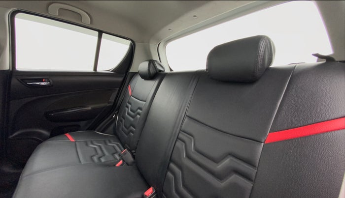 2017 Maruti Swift VXI D, Petrol, Manual, 35,861 km, Right Side Door Cabin View