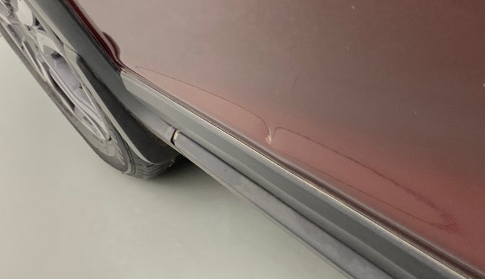 2017 Honda WR-V 1.2 i-VTEC VX MT, Petrol, Manual, 52,022 km, Front passenger door - Slightly dented