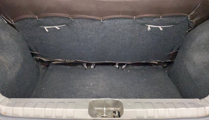 2016 Datsun Redi Go T (O), Petrol, Manual, 27,455 km, Boot Inside