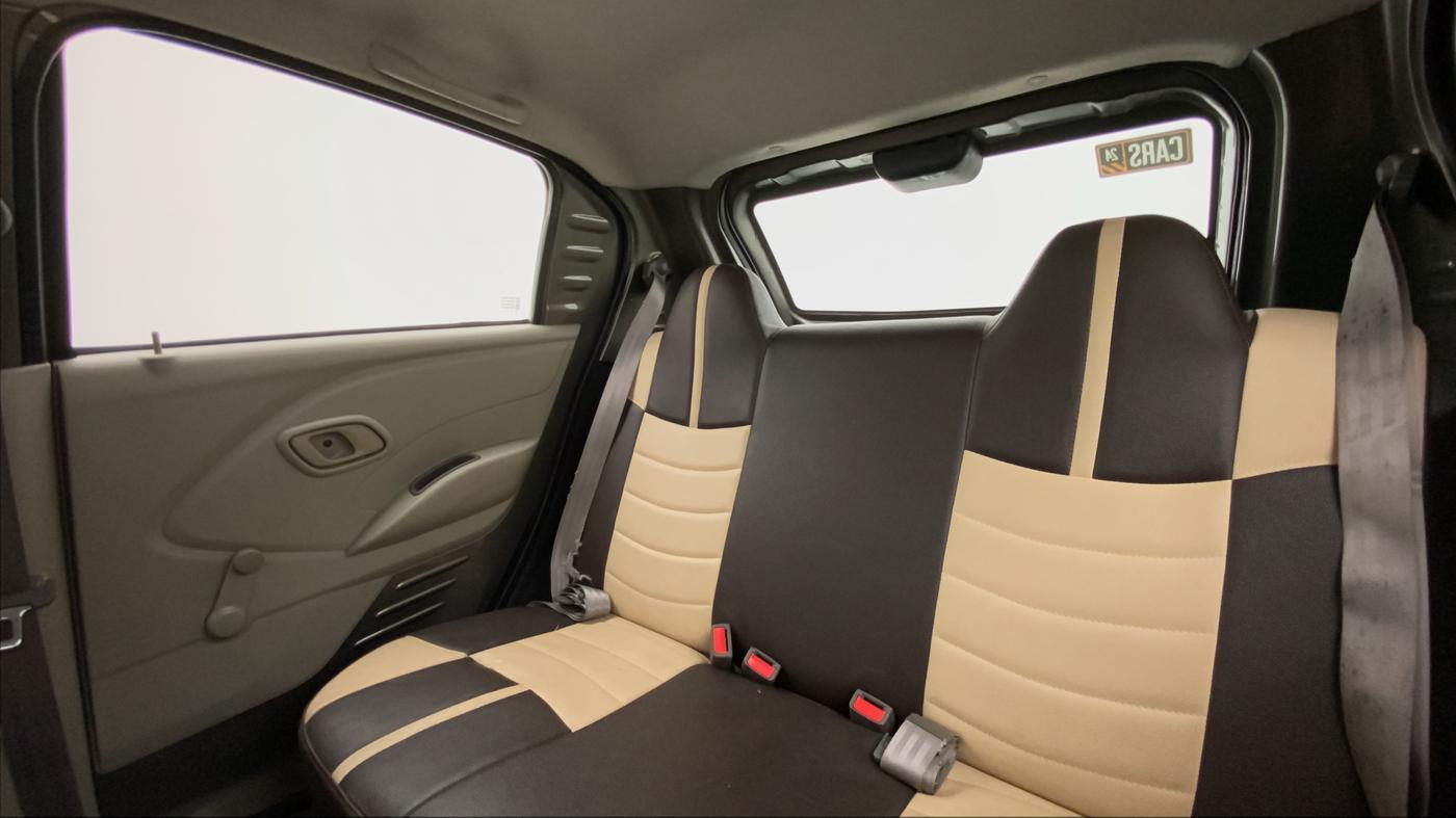 2016 Datsun Redi Go T (O), Petrol, Manual, 27,455 km, Right Side Rear Door Cabin
