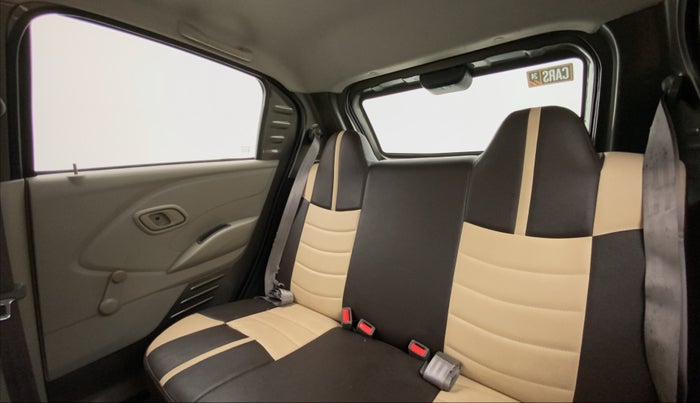 2016 Datsun Redi Go T (O), Petrol, Manual, 27,455 km, Right Side Rear Door Cabin