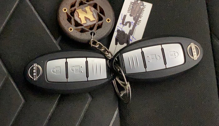 2023 Nissan MAGNITE XV PREMIUM, Petrol, Manual, 38,946 km, Key Close Up