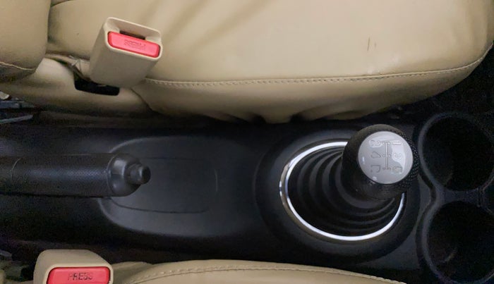 2016 Honda Amaze 1.2L I-VTEC SX, Petrol, Manual, 74,908 km, Gear Lever