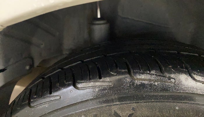 2016 Honda Amaze 1.2L I-VTEC SX, Petrol, Manual, 74,908 km, Right Rear Tyre Tread