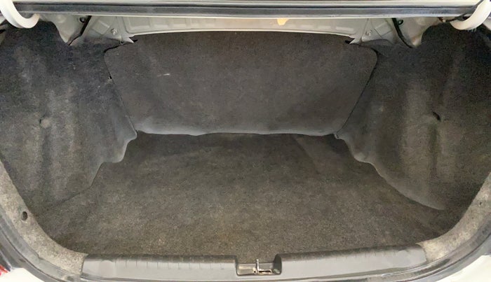 2016 Honda Amaze 1.2L I-VTEC SX, Petrol, Manual, 74,908 km, Boot Inside