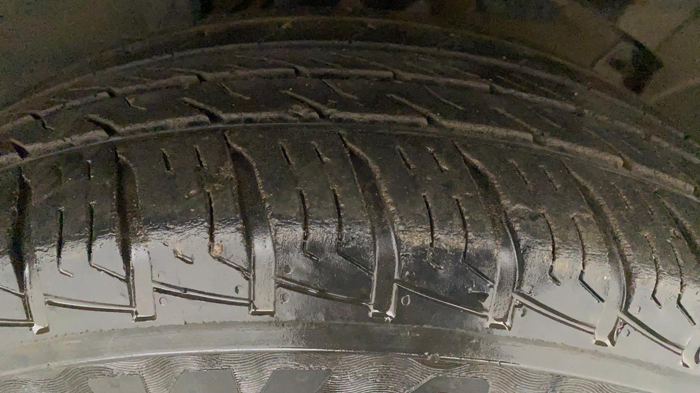 2018 Renault Duster RXL PETROL, Petrol, Manual, 62,498 km, Left Rear Tyre Tread