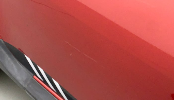 2018 Renault Duster RXL PETROL, Petrol, Manual, 62,498 km, Right rear door - Slightly dented
