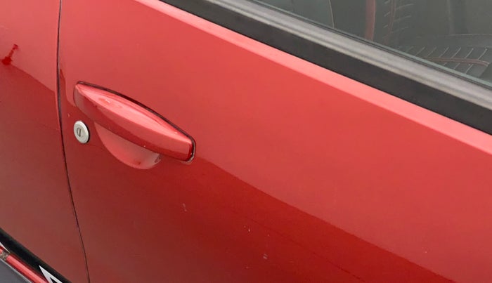 2018 Renault Duster RXL PETROL, Petrol, Manual, 62,498 km, Driver-side door - Minor scratches