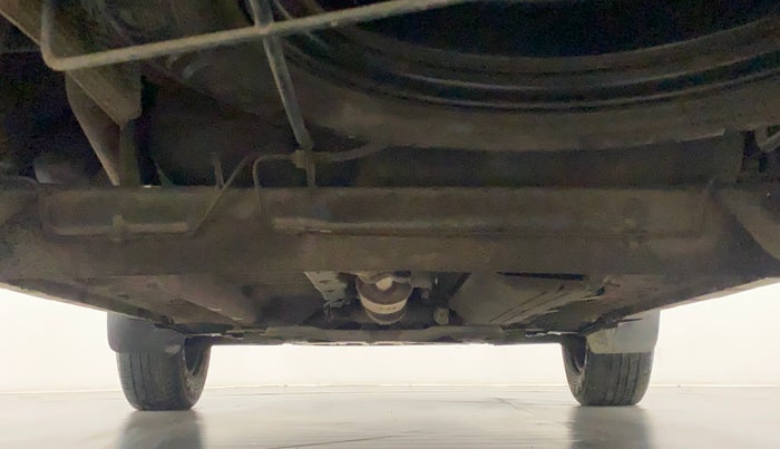 2018 Renault Duster RXL PETROL, Petrol, Manual, 62,498 km, Rear Underbody