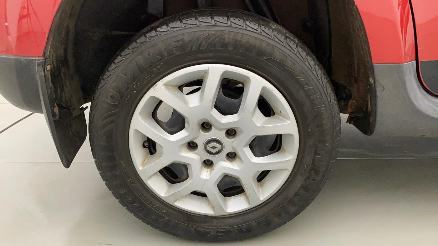2018 Renault Duster RXL PETROL, Petrol, Manual, 62,498 km, Right Rear Wheel