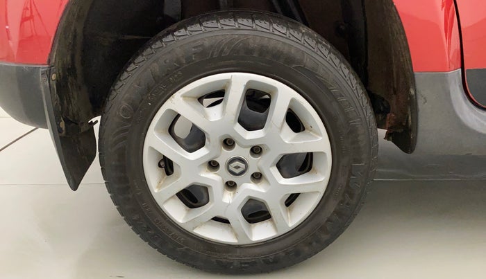 2018 Renault Duster RXL PETROL, Petrol, Manual, 62,498 km, Right Rear Wheel