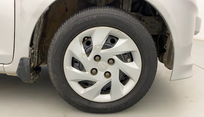 2013 Honda Amaze 1.5L I-DTEC S, Diesel, Manual, 68,240 km, Right Front Wheel