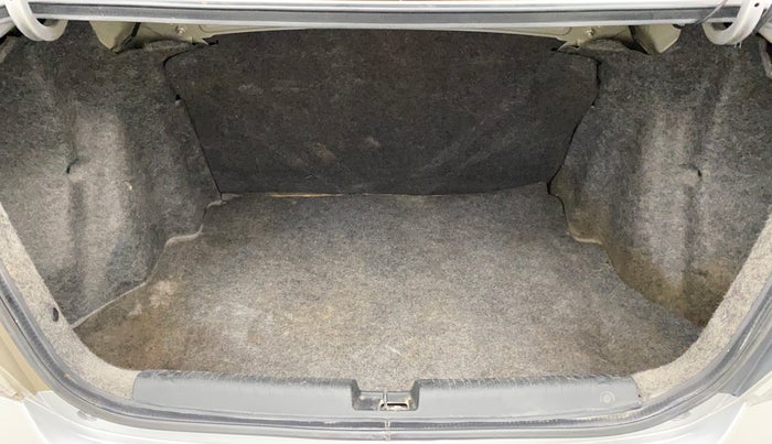 2013 Honda Amaze 1.5L I-DTEC S, Diesel, Manual, 68,240 km, Boot Inside