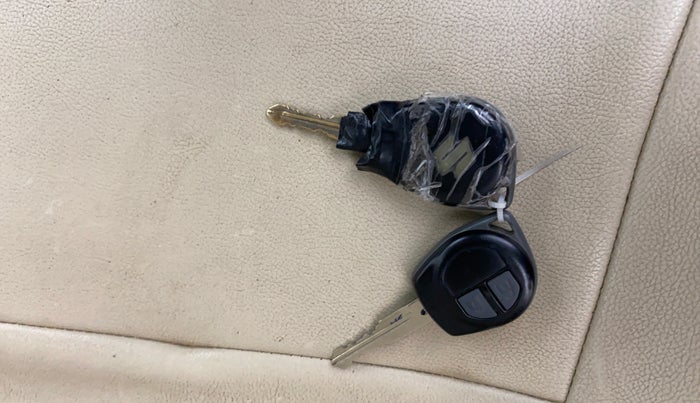 2013 Maruti Ertiga VXI, Petrol, Manual, 98,798 km, Key Close Up