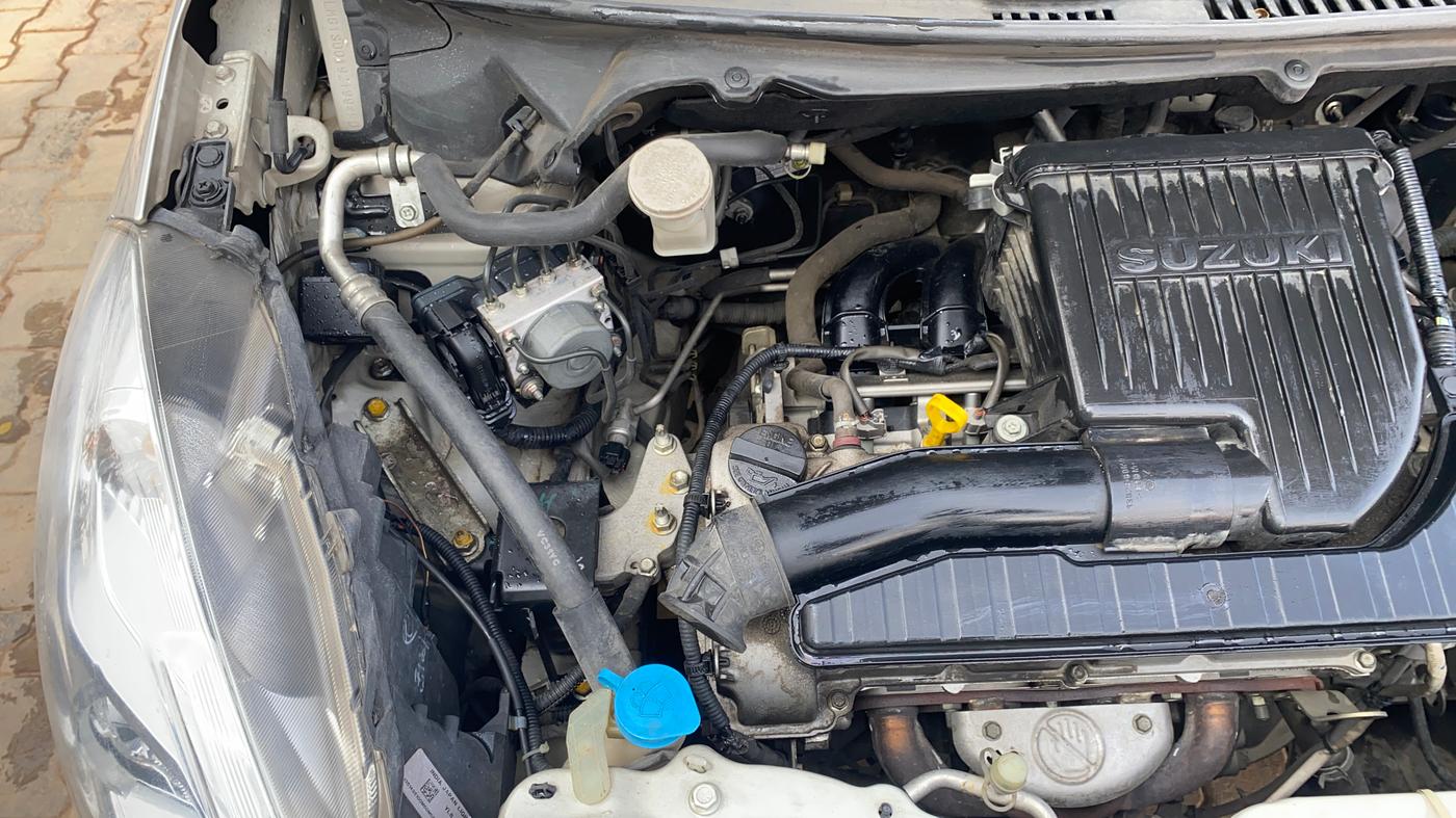 2013 Maruti Ertiga VXI ABS, Petrol, Manual, 59,625 km, Engine View - Right