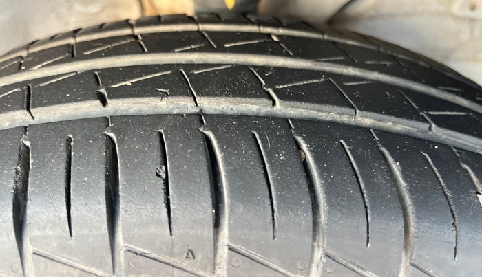 2023 Maruti S PRESSO VXI+, Petrol, Manual, 13,708 km, Right Front Tyre Tread