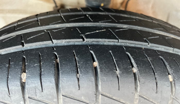 2023 Maruti S PRESSO VXI+, Petrol, Manual, 13,708 km, Left Front Tyre Tread