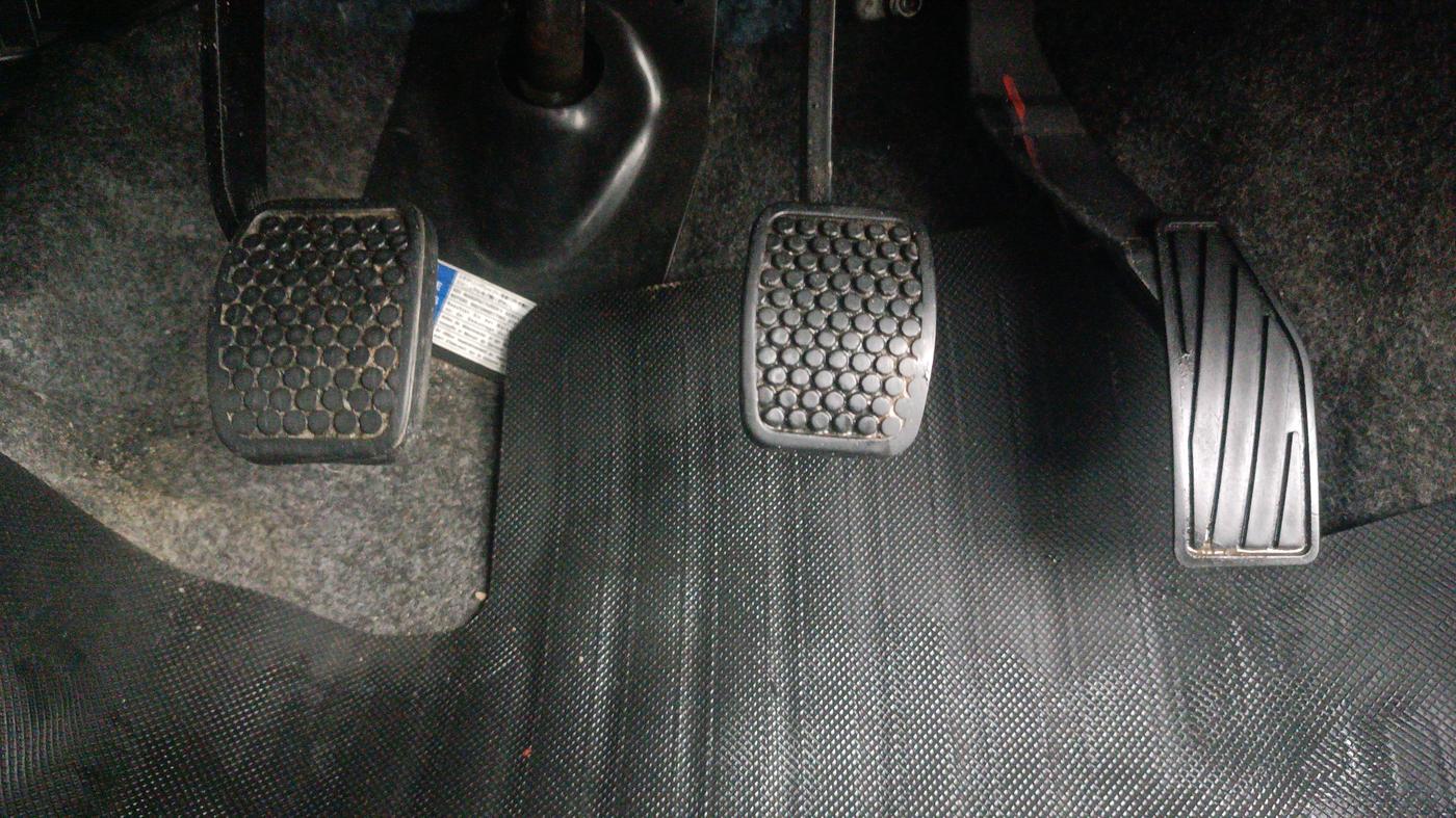 2017 Maruti Alto 800 VXI, Petrol, Manual, 24,861 km, Pedals