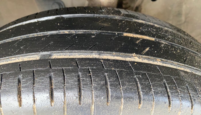 2019 Honda Amaze 1.2L I-VTEC S, Petrol, Manual, 58,680 km, Left Front Tyre Tread