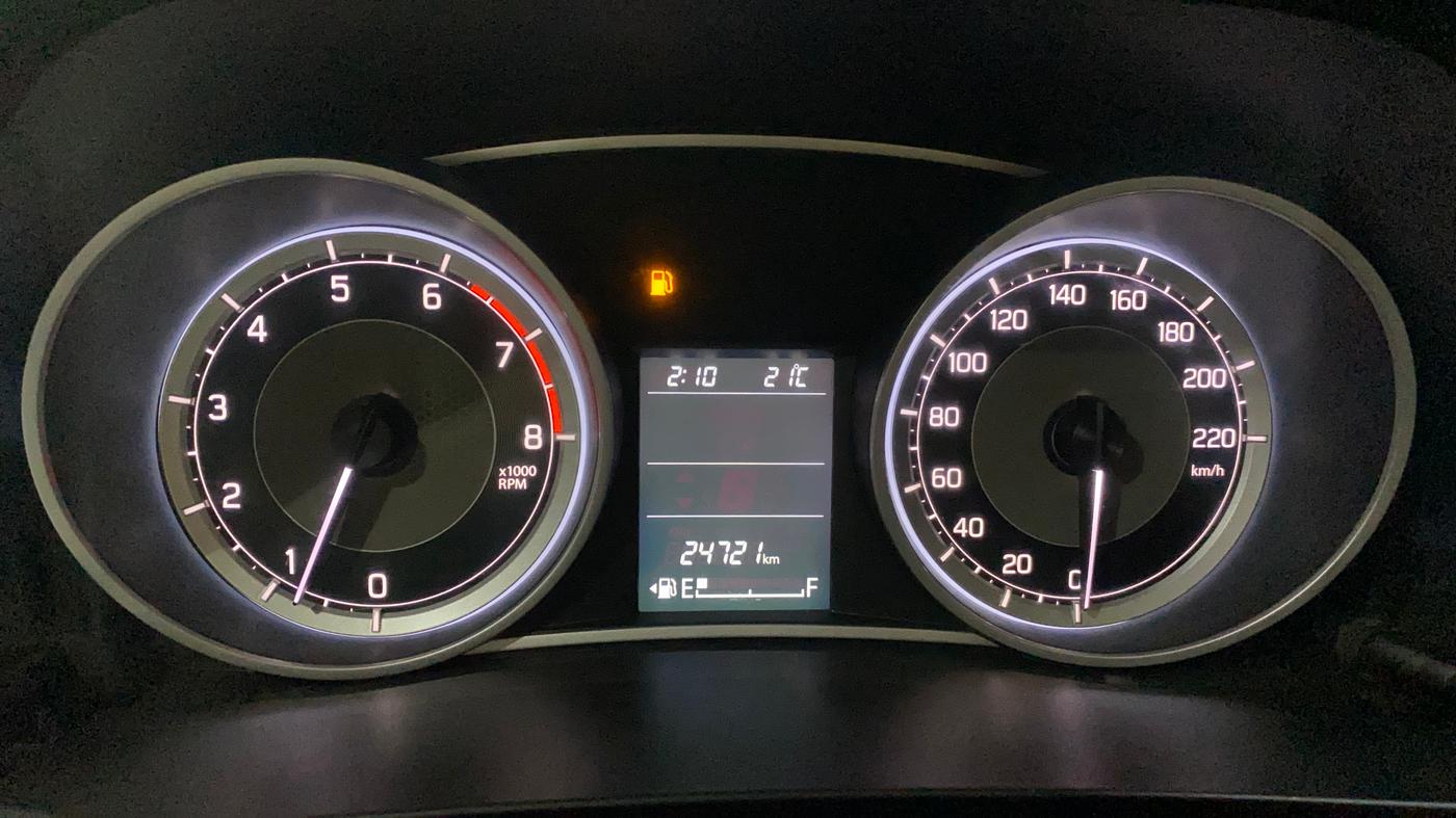 2021 Maruti Dzire ZXI, Petrol, Manual, 24,718 km, Odometer Image