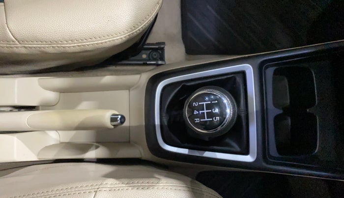 2021 Maruti Dzire ZXI, Petrol, Manual, 24,718 km, Gear Lever