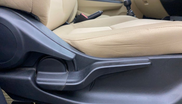 2021 Honda Amaze 1.2L I-VTEC V, Petrol, Manual, 75,955 km, Driver Side Adjustment Panel