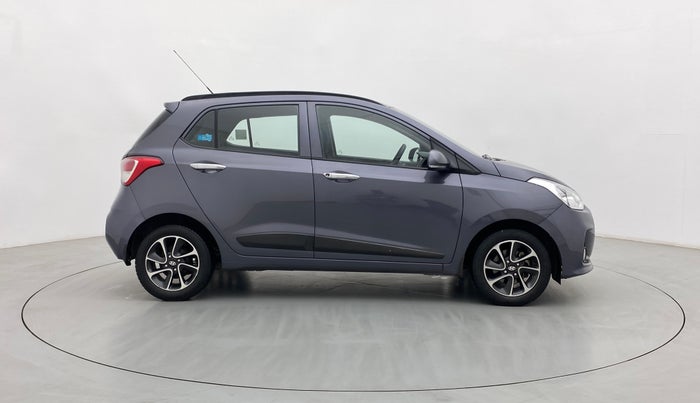 2017 Hyundai Grand i10 SPORTZ (O) 1.2 AT VTVT, Petrol, Automatic, 36,849 km, Right Side View