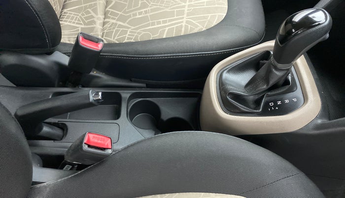 2017 Hyundai Grand i10 SPORTZ (O) 1.2 AT VTVT, Petrol, Automatic, 36,849 km, Gear Lever