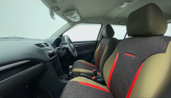 2014 Maruti Swift VXI, Petrol, Manual, 56,506 km, Right Side Front Door Cabin