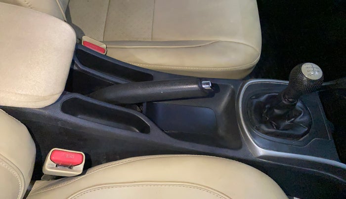 2018 Honda City 1.5L I-DTEC V, Diesel, Manual, 48,924 km, Gear Lever