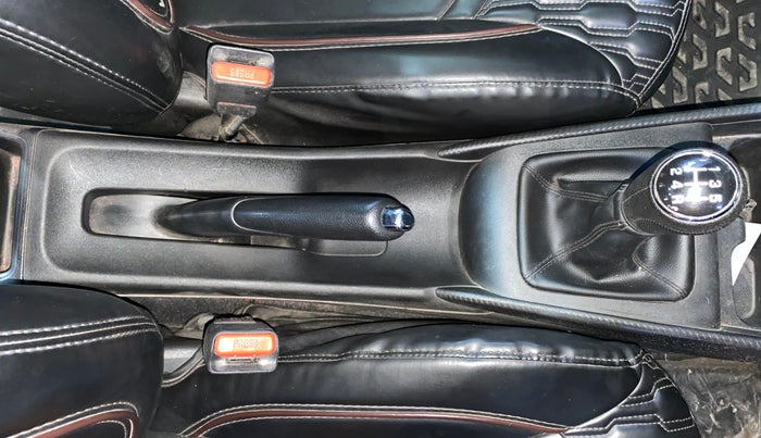 2023 Maruti FRONX DELTA PLUS 1.2MT, Petrol, Manual, 54,490 km, Gear Lever