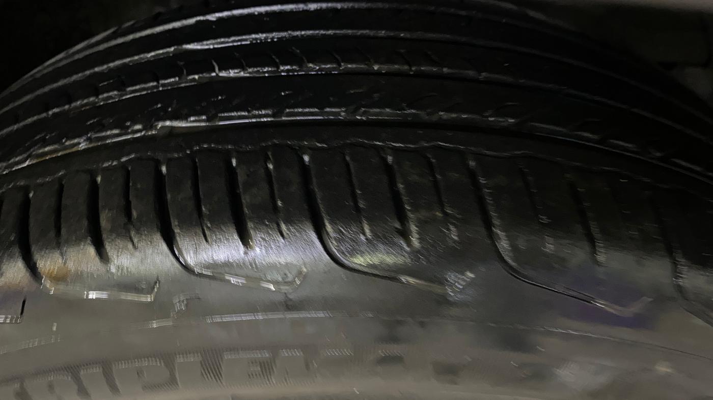 2023 Maruti FRONX DELTA PLUS 1.2MT, Petrol, Manual, 54,490 km, Right Front Tyre Tread