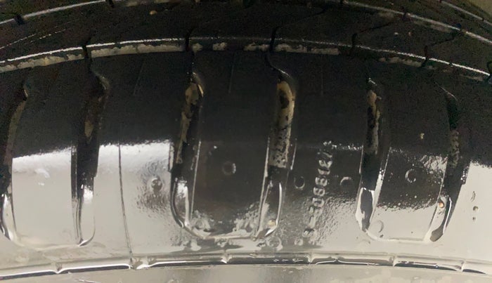 2012 Hyundai i20 SPORTZ 1.4 CRDI, Diesel, Manual, 83,457 km, Left Rear Tyre Tread