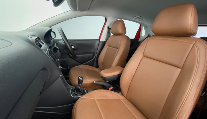2020 Volkswagen Polo HIGHLINE PLUS 1.0 TSI MT, Petrol, Manual, 23,648 km, Right Side Front Door Cabin