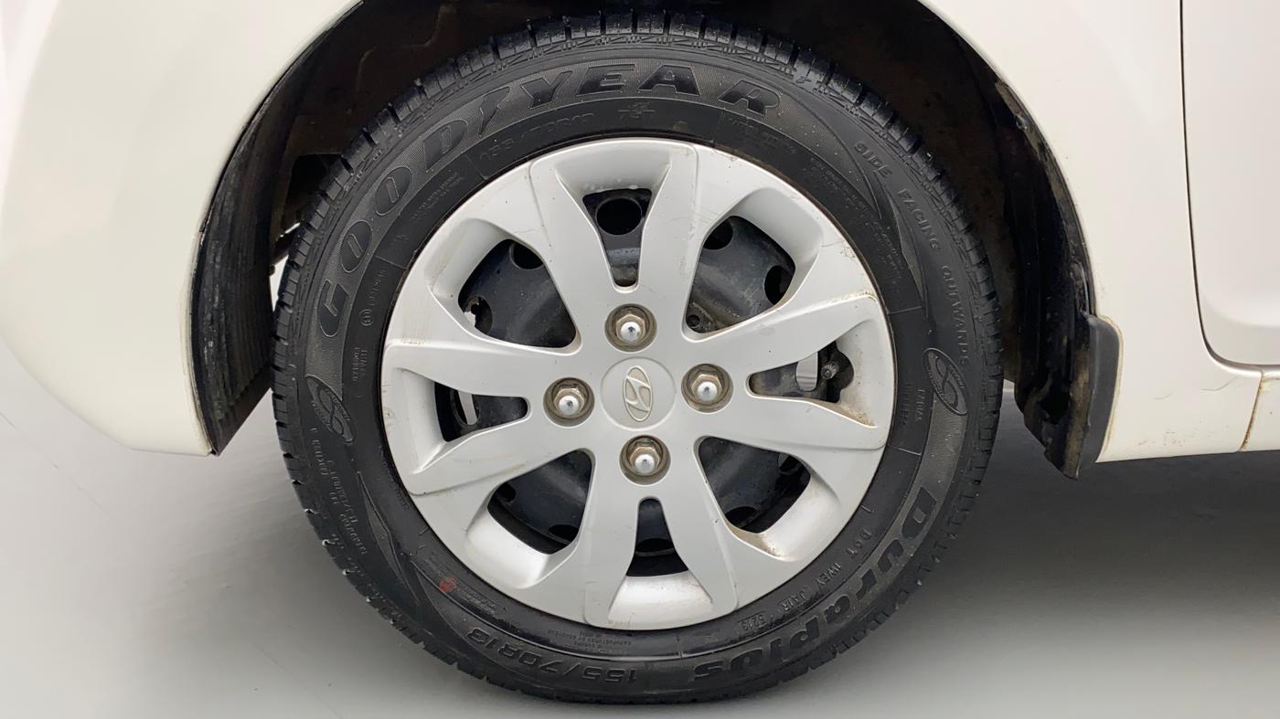 2014 Hyundai Eon MAGNA +, Petrol, Manual, 29,202 km, Left Front Wheel