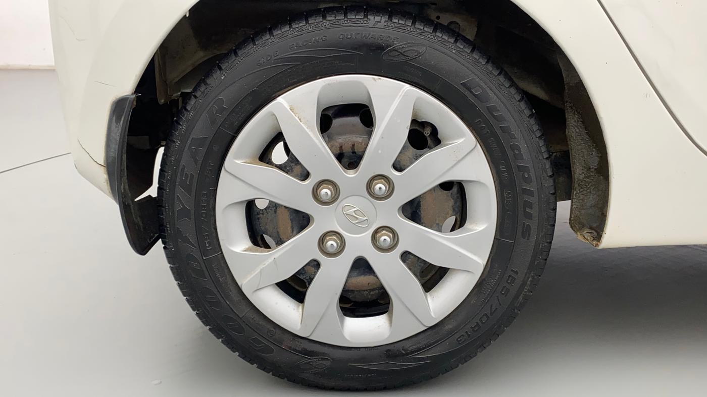 2014 Hyundai Eon MAGNA +, Petrol, Manual, 29,202 km, Right Rear Wheel