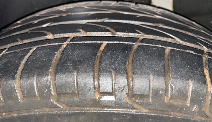 2017 Hyundai Creta SX PLUS AT 1.6 PETROL, Petrol, Automatic, 73,328 km, Left Rear Tyre Tread