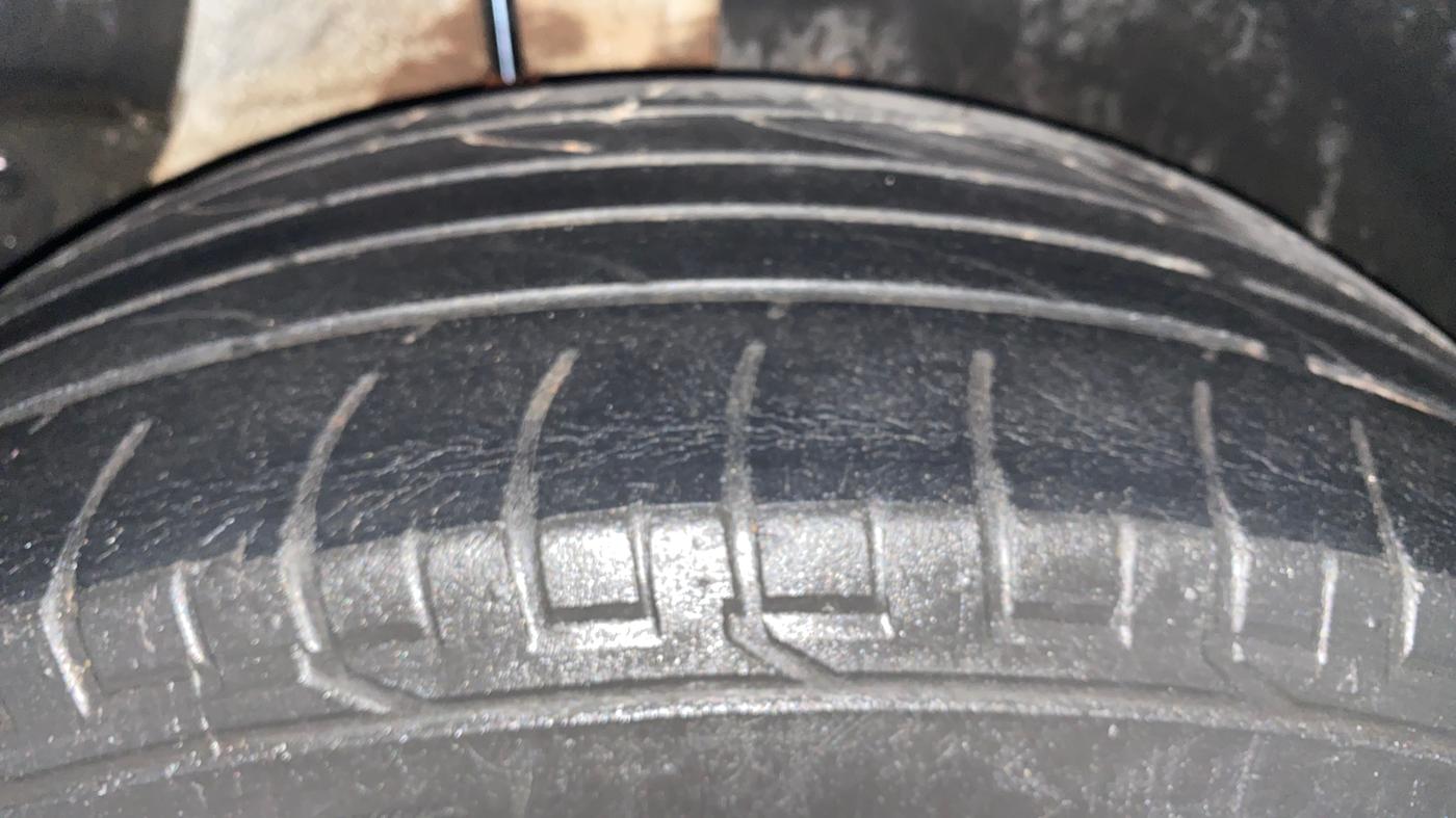 2017 Hyundai Creta SX PLUS AT 1.6 PETROL, Petrol, Automatic, 73,345 km, Right Rear Tyre Tread