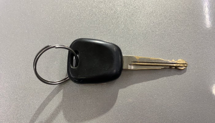 2014 Maruti Celerio VXI, CNG, Manual, 81,613 km, Key Close Up