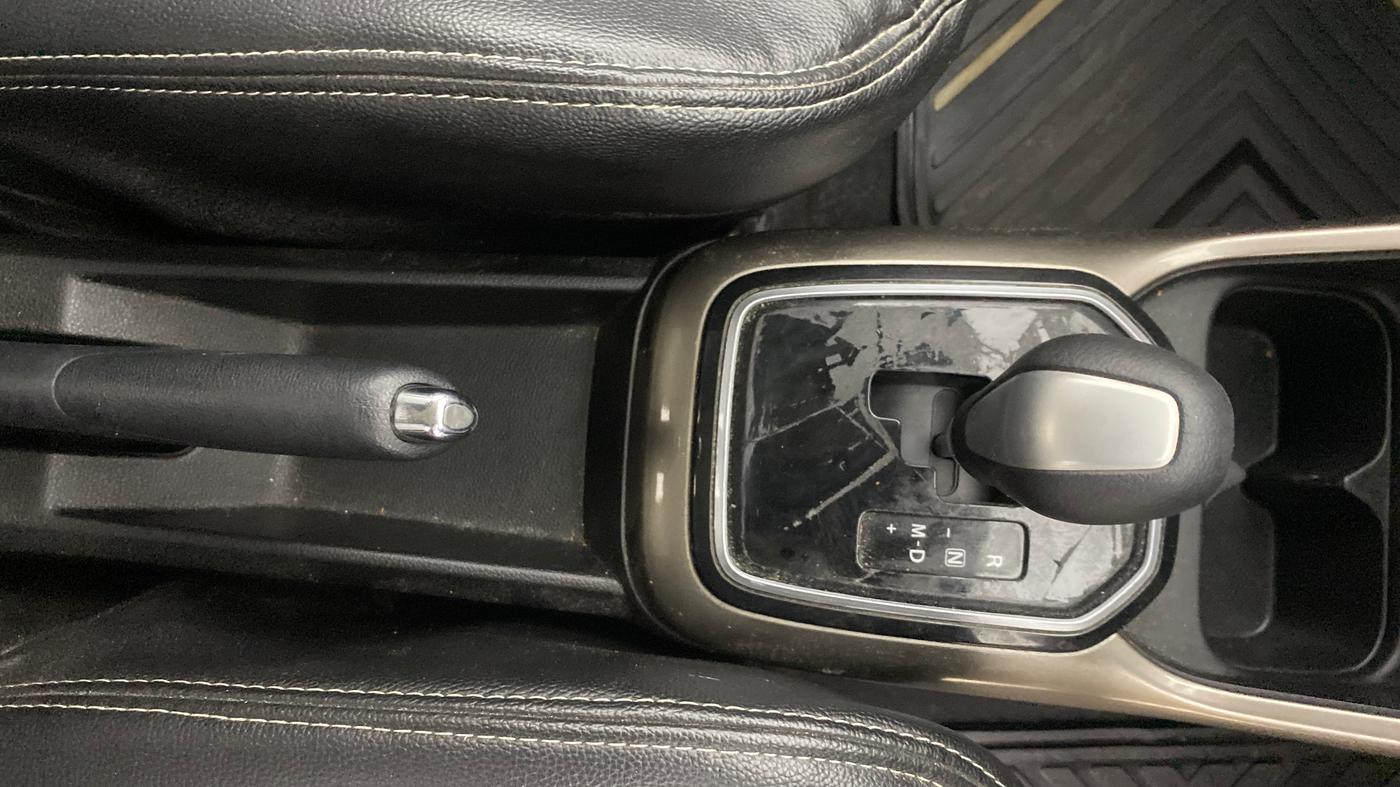 2018 Maruti IGNIS DELTA 1.2 AMT, Petrol, Automatic, 33,700 km, Gear Lever