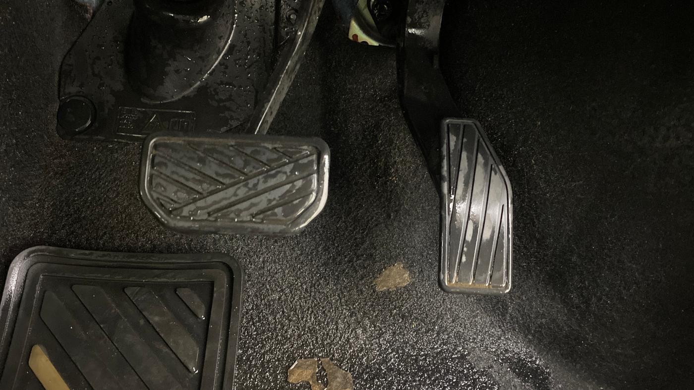 2018 Maruti IGNIS DELTA 1.2 AMT, Petrol, Automatic, 33,700 km, Pedals